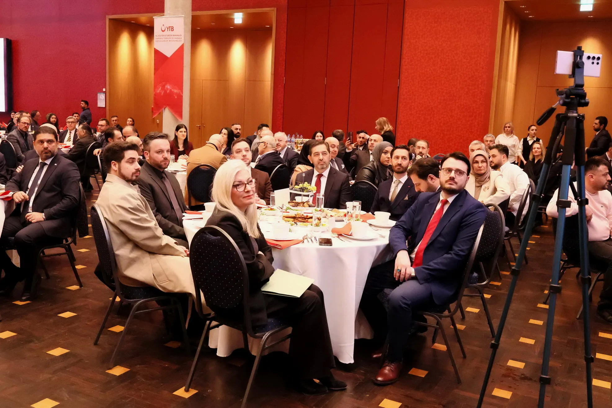 Berlin Büyükelçiliği’nde Kardeşlik İftarı