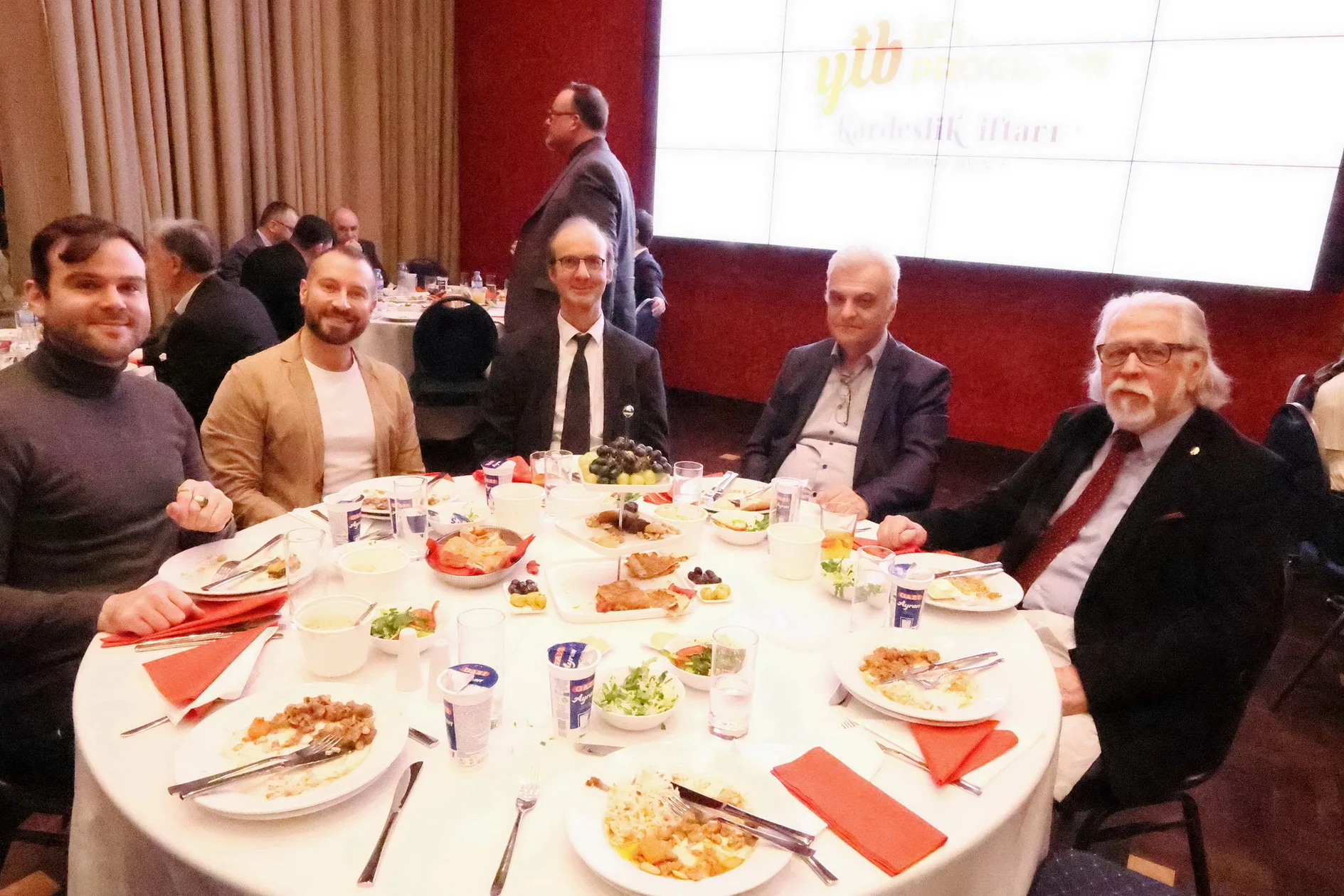 Berlin Büyükelçiliği’nde Kardeşlik İftarı