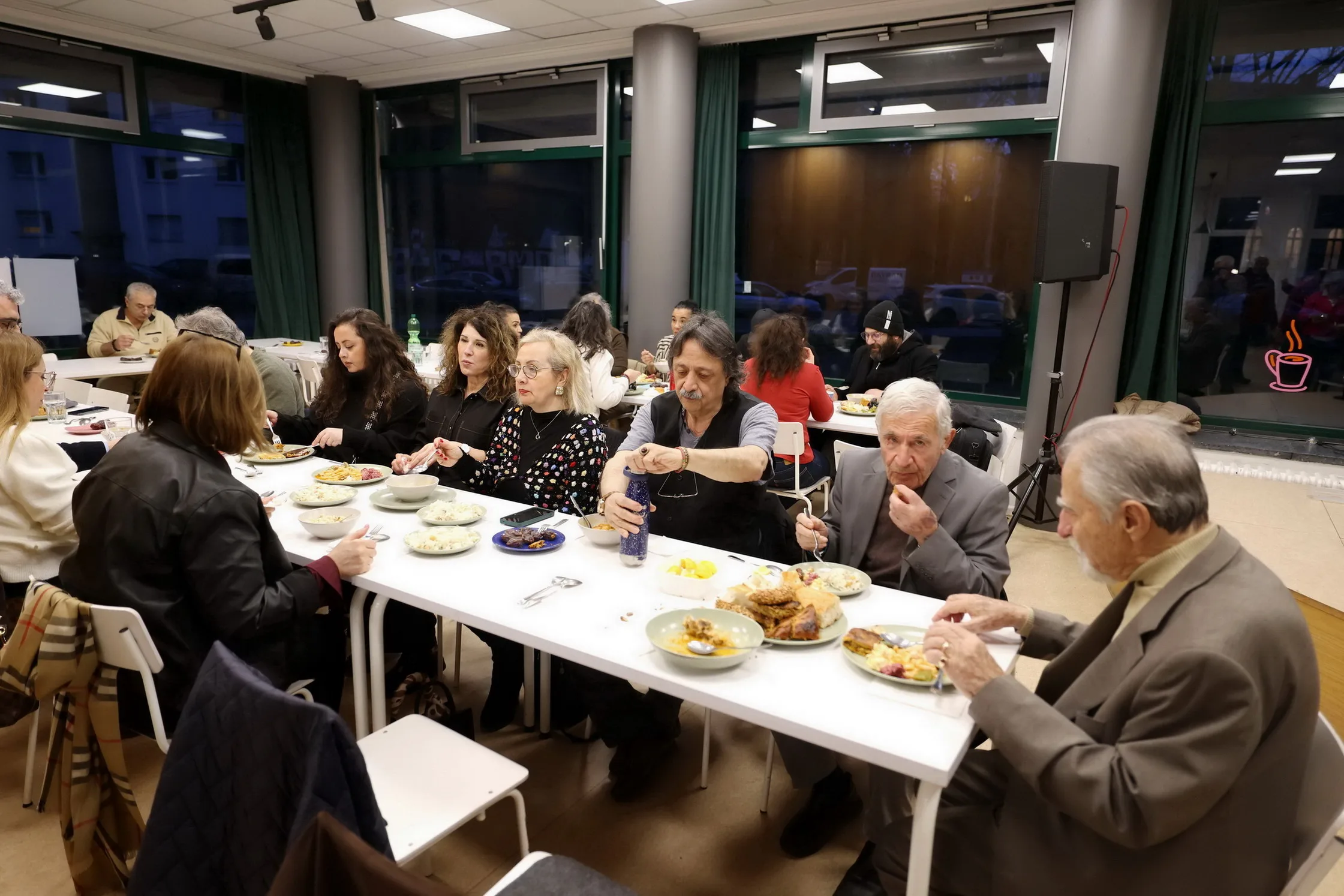 Berlin’de 39 Yıllık Koro Geleneği: Sanat ve Dostluk İftar Sofrasında Buluştu