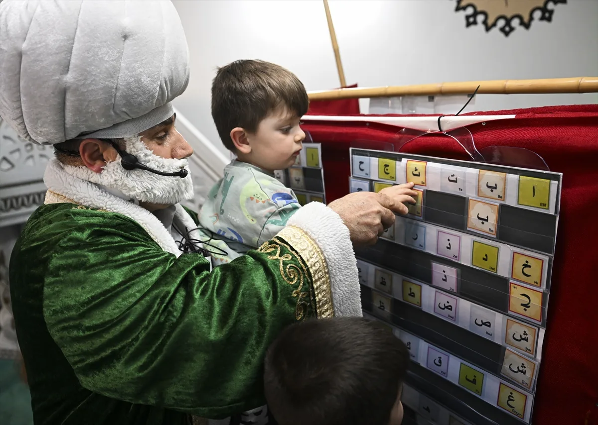 Berlin'de ramazan gelenekleri Nasreddin Hoca ve gölge oyunuyla yaşatılıyor