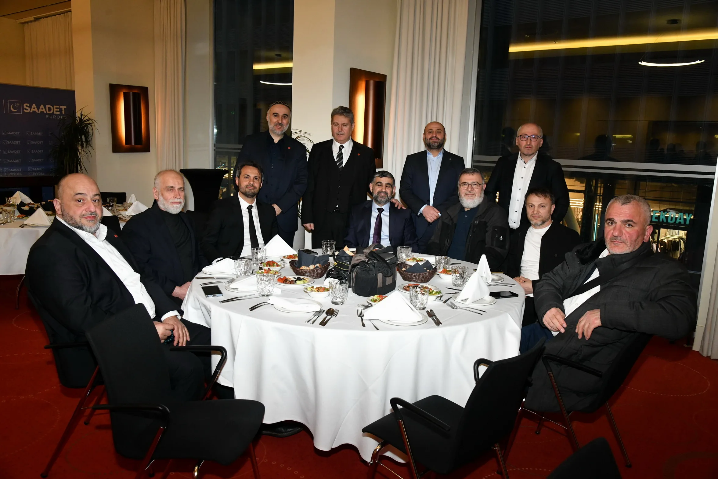 Saadet Partisi Genel Başkanı Mahmut Arıkan’dan Berlin’de Kritik Mesajlar