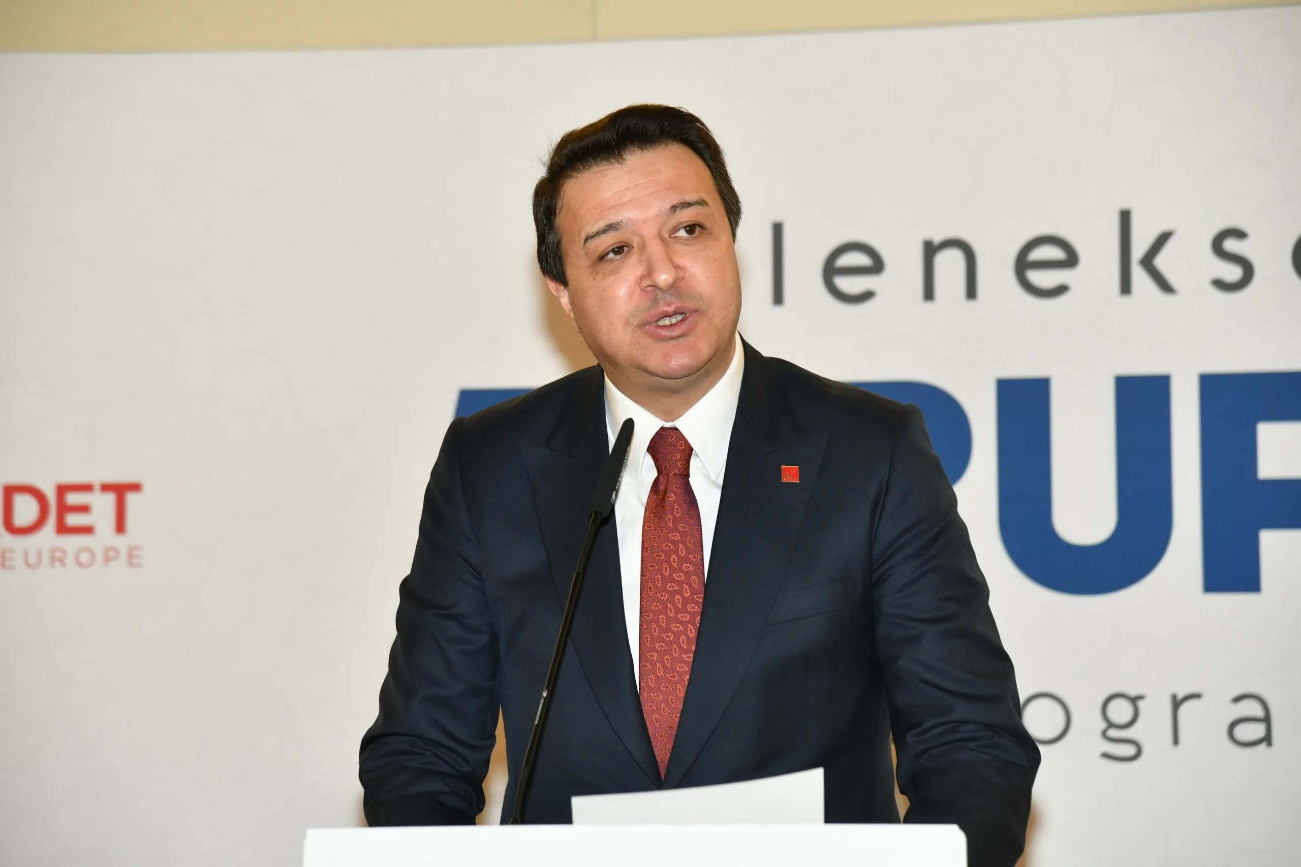 Saadet Partisi Genel Başkanı Mahmut Arıkan’dan Berlin’de Kritik Mesajlar