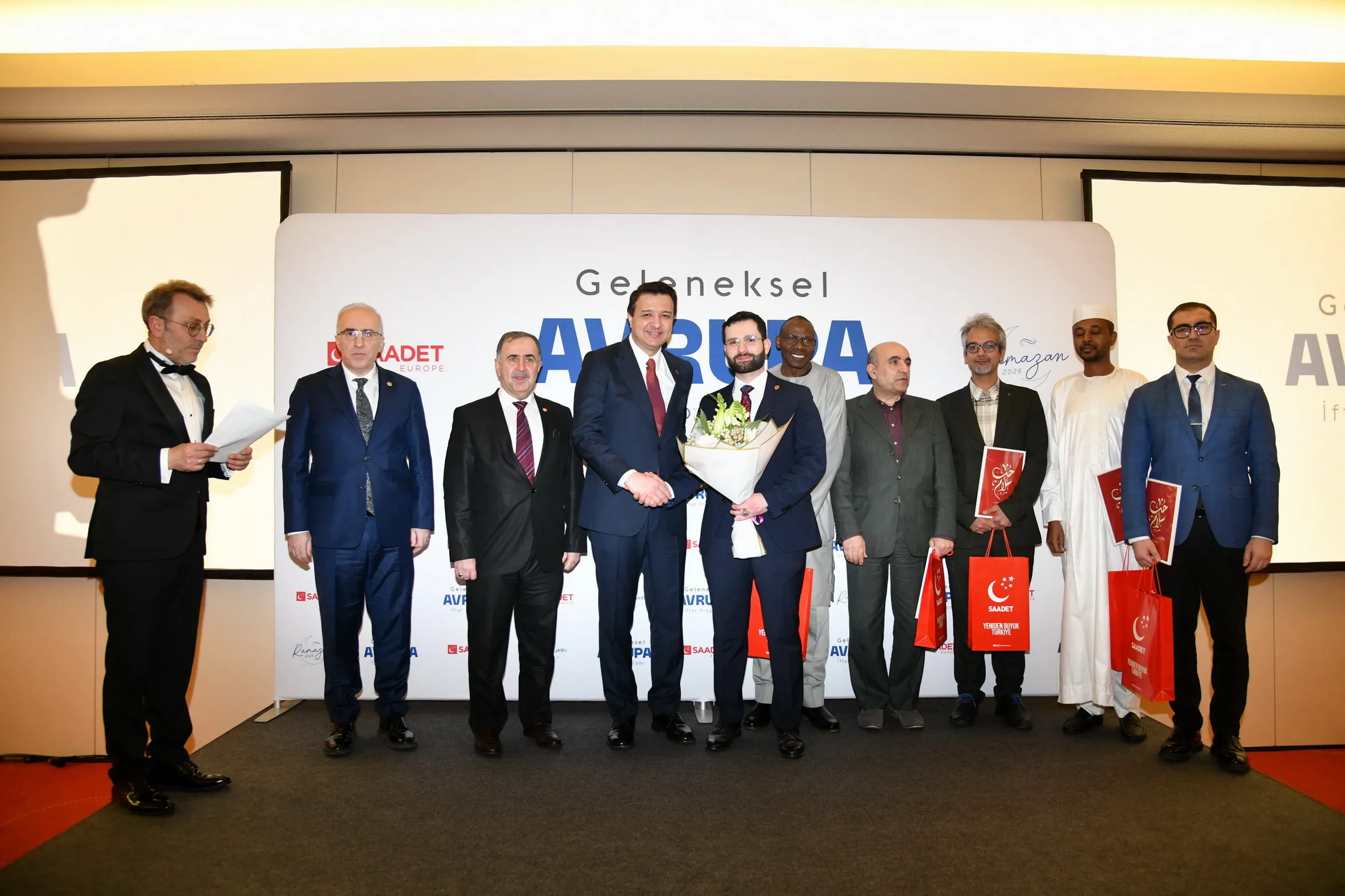 Saadet Partisi Genel Başkanı Mahmut Arıkan’dan Berlin’de Kritik Mesajlar