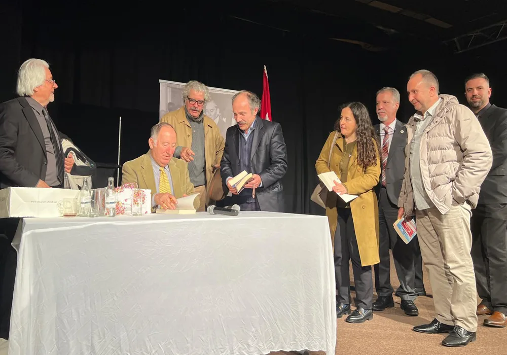 “Mavi Vatan ve Türkiye’nin Jeopolitiği” Konferansı Yoğun İlgi Gördü