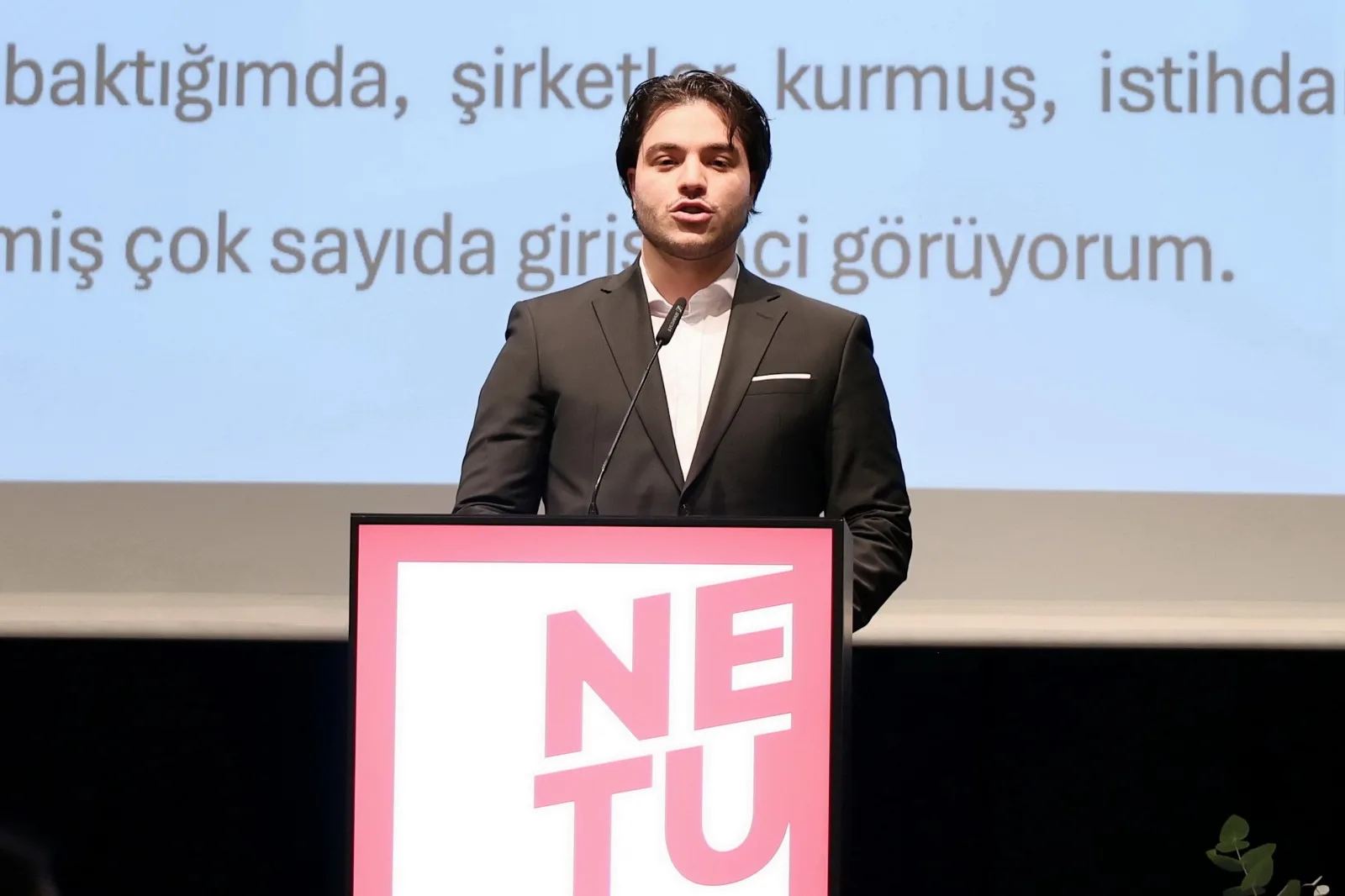 Kai Wegner: “Berlin’i birlikte şekillendireceğiz”