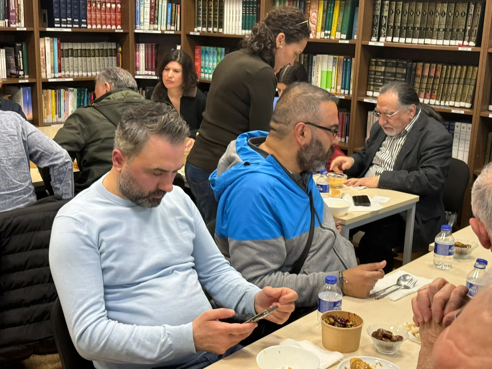 Berlin’de Ramazan Sofrası: Farklı İnançlar Aynı İftar Masasında Buluştu