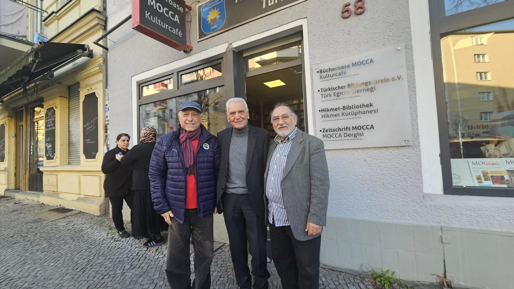 Berlin Türk Eğitim Derneği Üyeleriyle Bayramlaştı