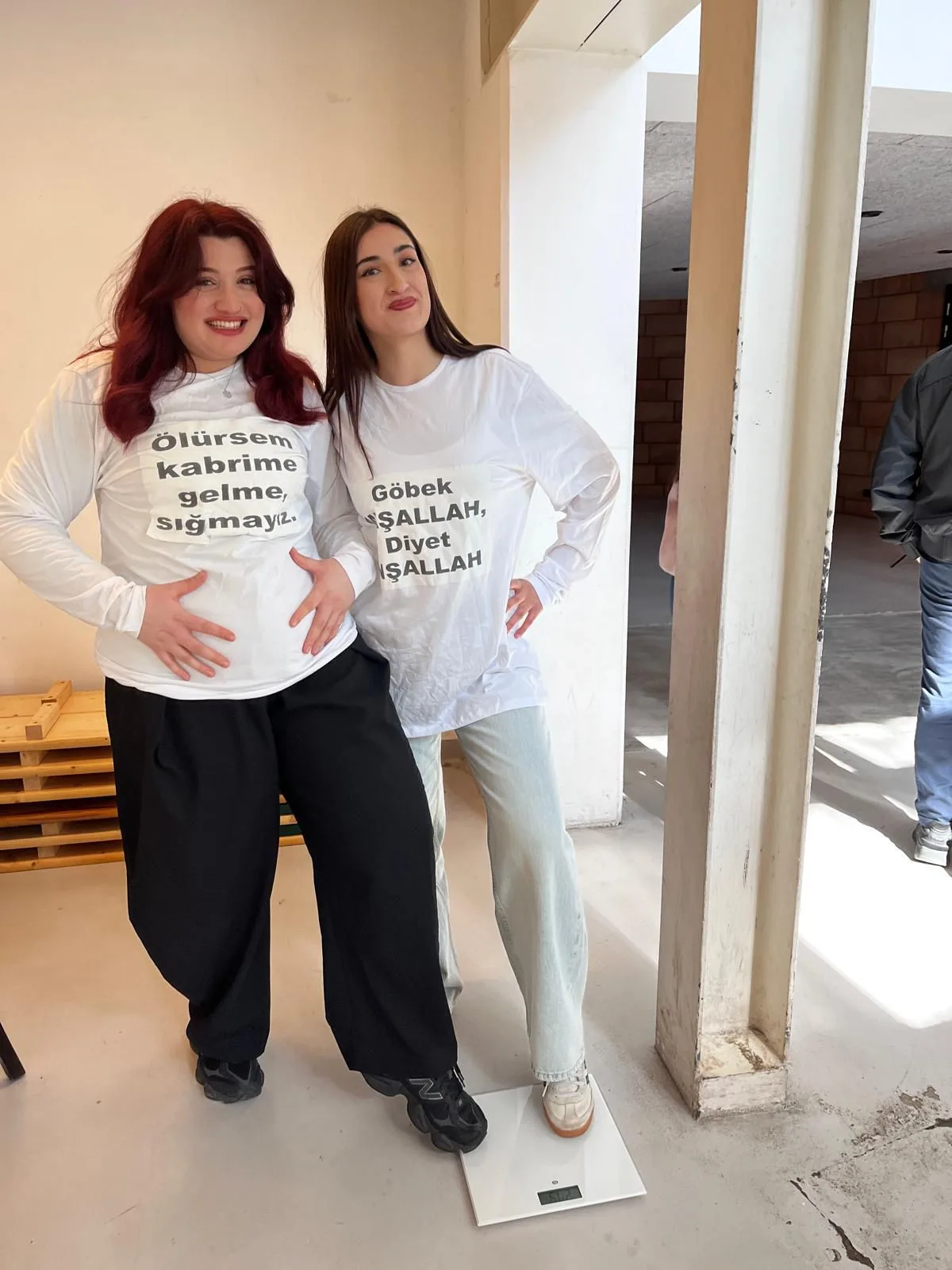 Brüksel’de Türkçe kahkaha yankılandı