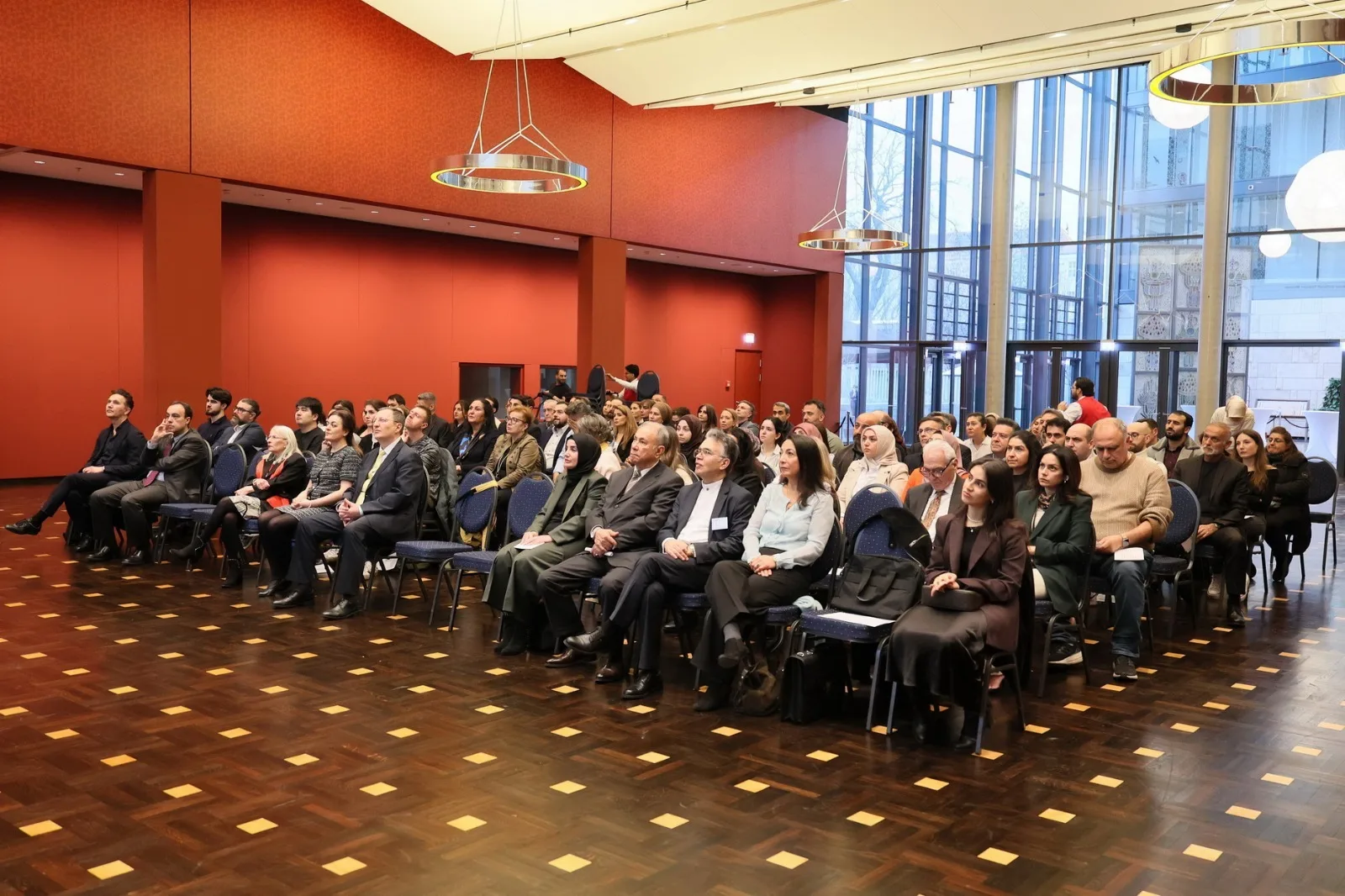 Berlin’de Tıp Dünyasının Kalbi Büyükelçilikte Attı