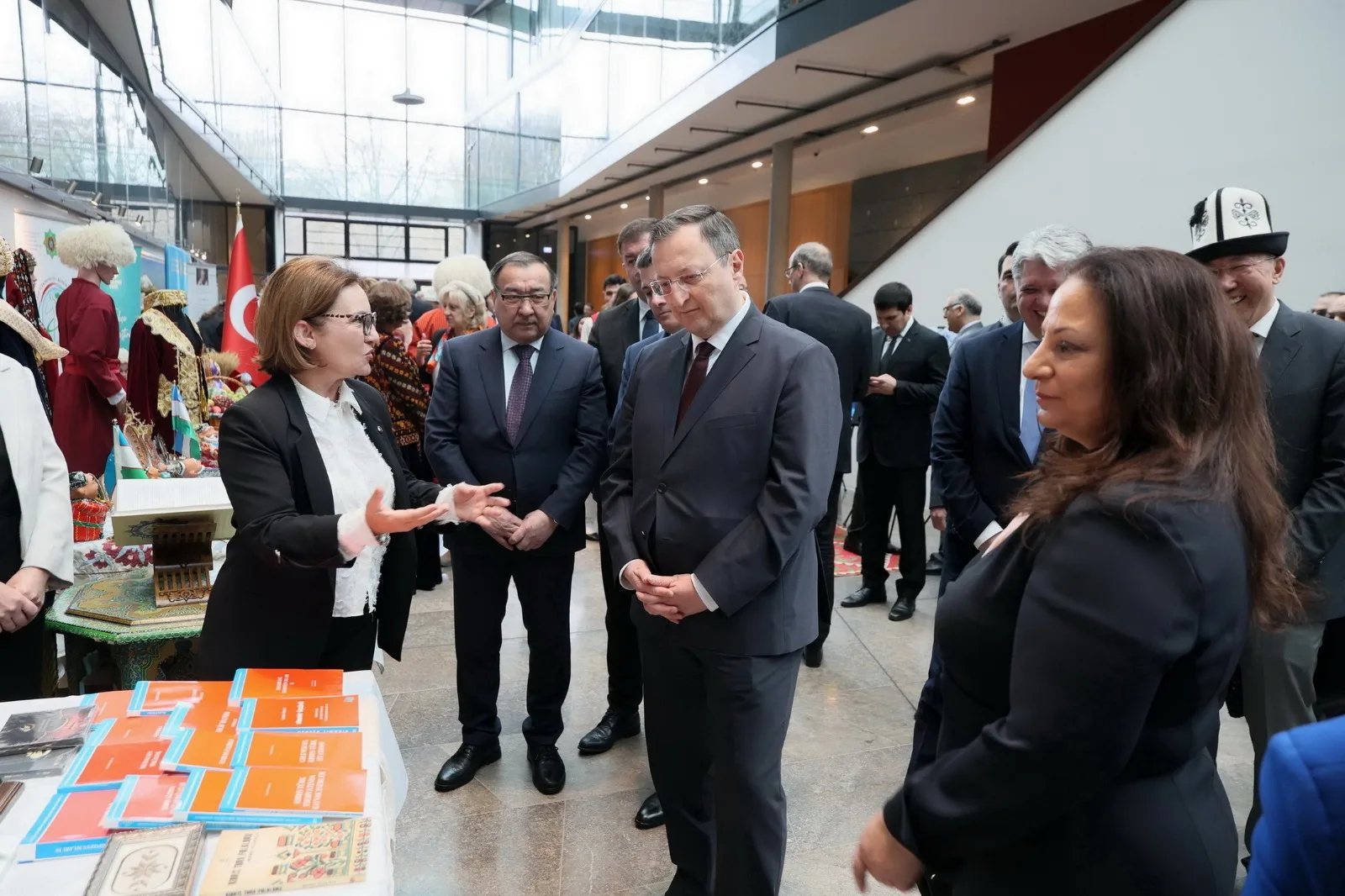 Berlin’de Türk Dünyasının Kalbi Nevruz’la Attı