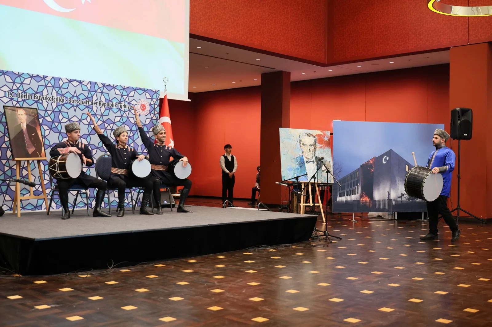 Berlin’de Türk Dünyasının Kalbi Nevruz’la Attı
