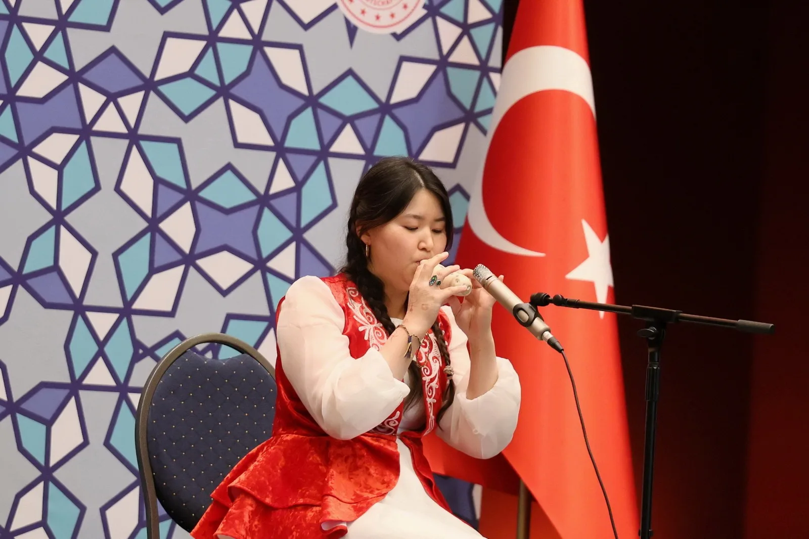 Berlin’de Türk Dünyasının Kalbi Nevruz’la Attı