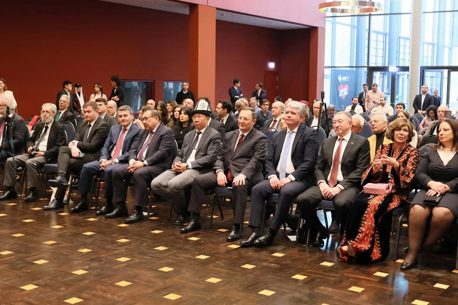Berlin’de Türk Dünyasının Kalbi Nevruz’la Attı