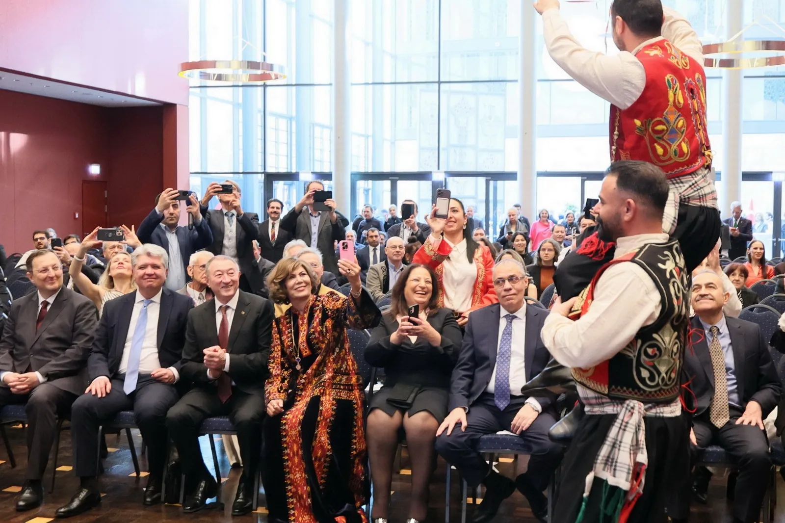 Berlin’de Türk Dünyasının Kalbi Nevruz’la Attı