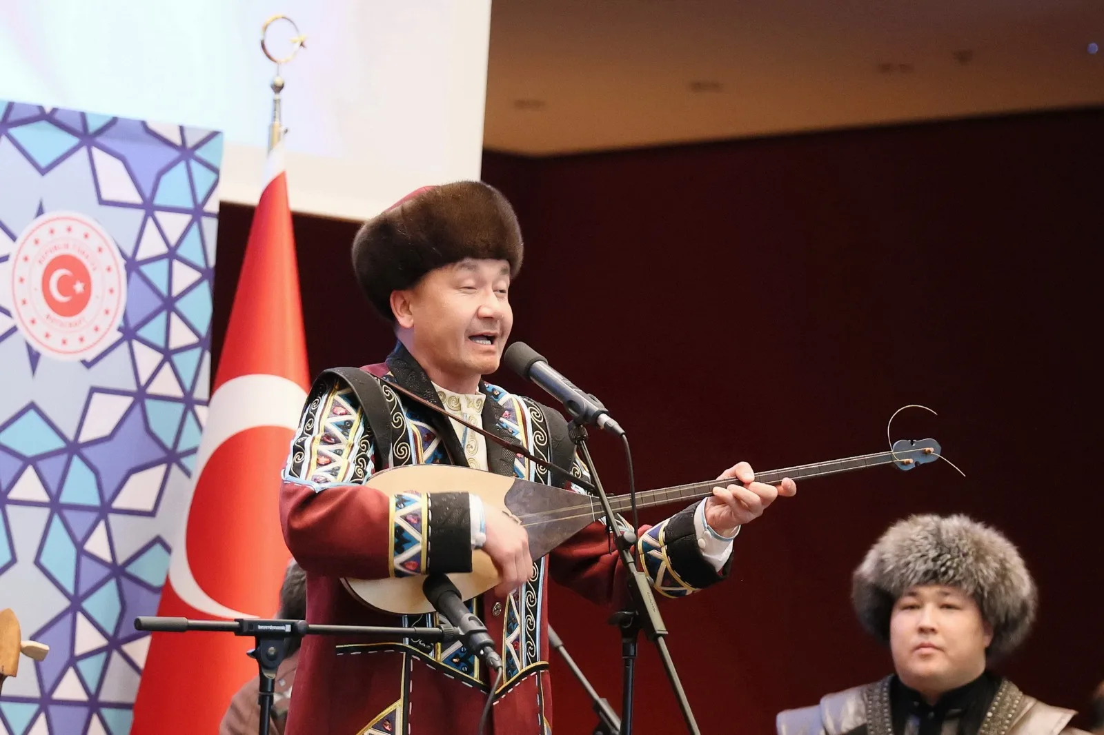 Berlin’de Türk Dünyasının Kalbi Nevruz’la Attı