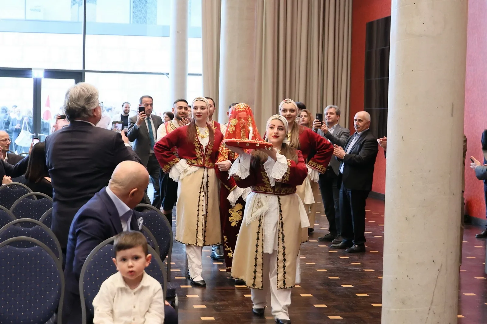 Berlin’de Türk Dünyasının Kalbi Nevruz’la Attı