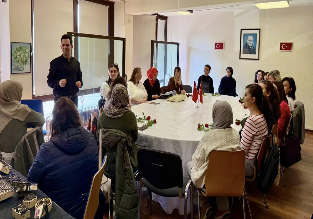 Başkonsoloslukta Kadınlar Günü’ne Özel Taş Baskı Atölyesi