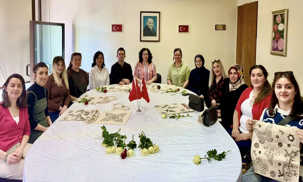 Başkonsoloslukta Kadınlar Günü’ne Özel Taş Baskı Atölyesi