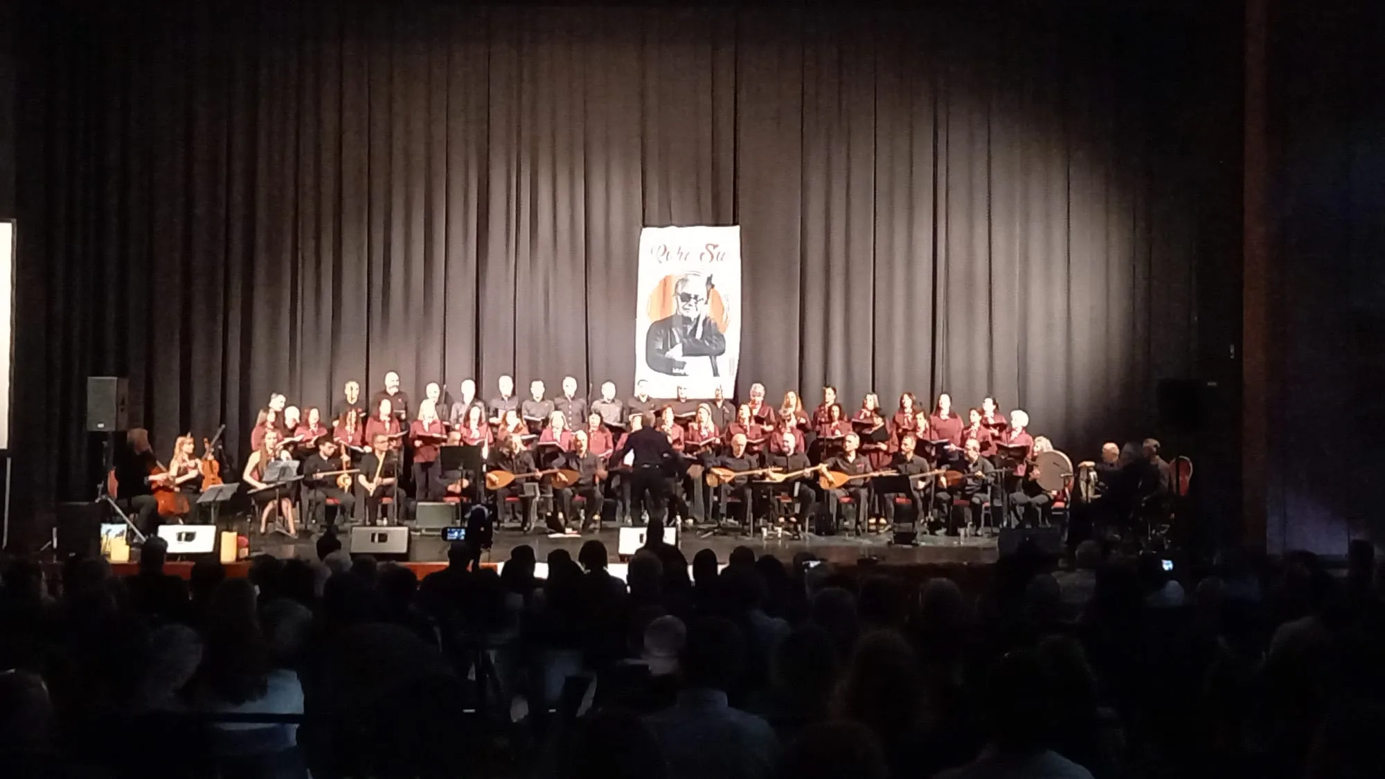 Duisburg’da Ruhi Su’ya Unutulmaz Anma Konseri