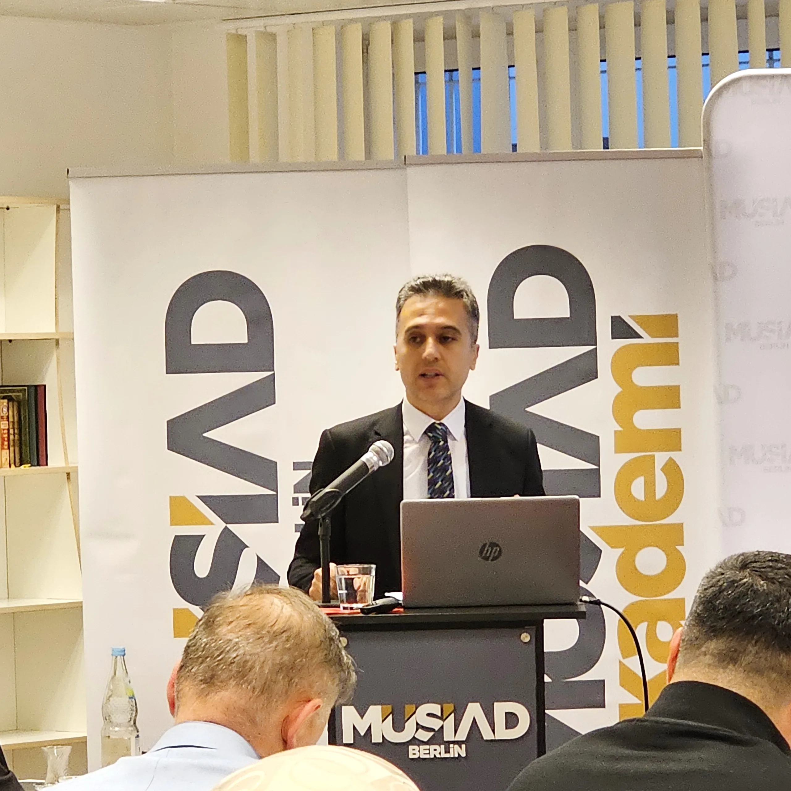 MÜSİAD Akademi Berlin’den “Rehber Ebeveynlik” Konferansı