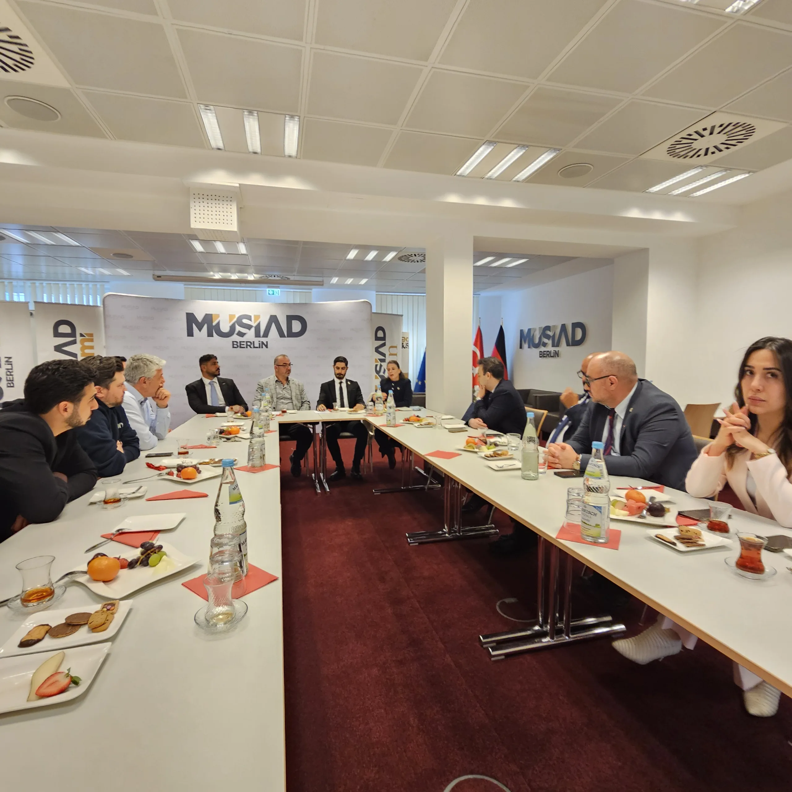 KKTC’li Genç İş İnsanlarından MÜSİAD Berlin’e Ziyaret