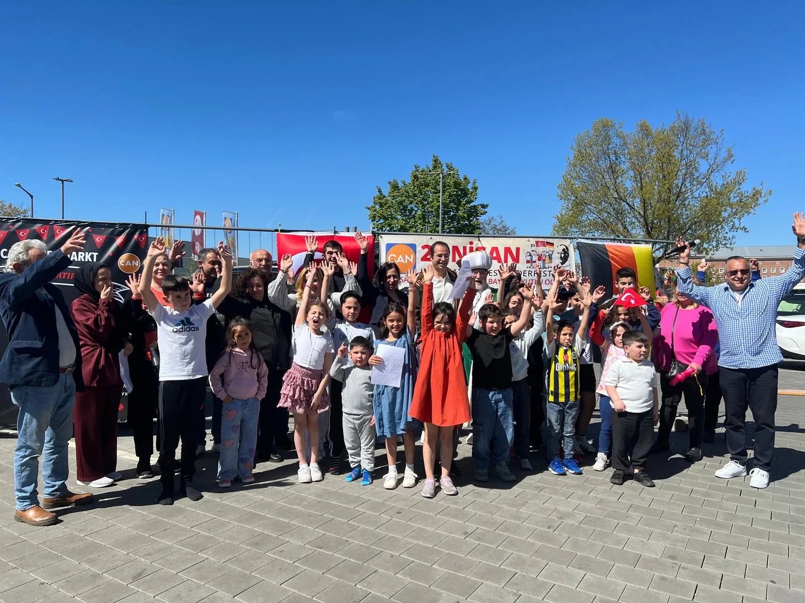 Nürnberg’de 23 Nisan Coşkusu: İş İnsanı Hakan Can’dan Anlamlı Mesaj