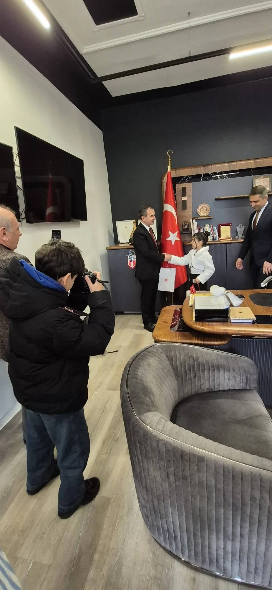 Hamburg Başkonsolosluğu’nda 23 Nisan Coşkusu