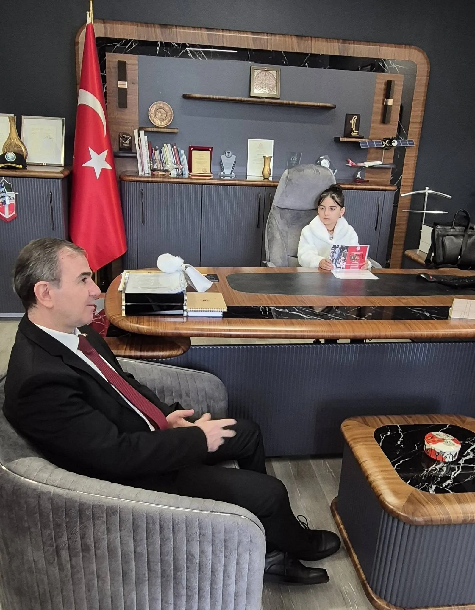 Hamburg Başkonsolosluğu’nda 23 Nisan Coşkusu