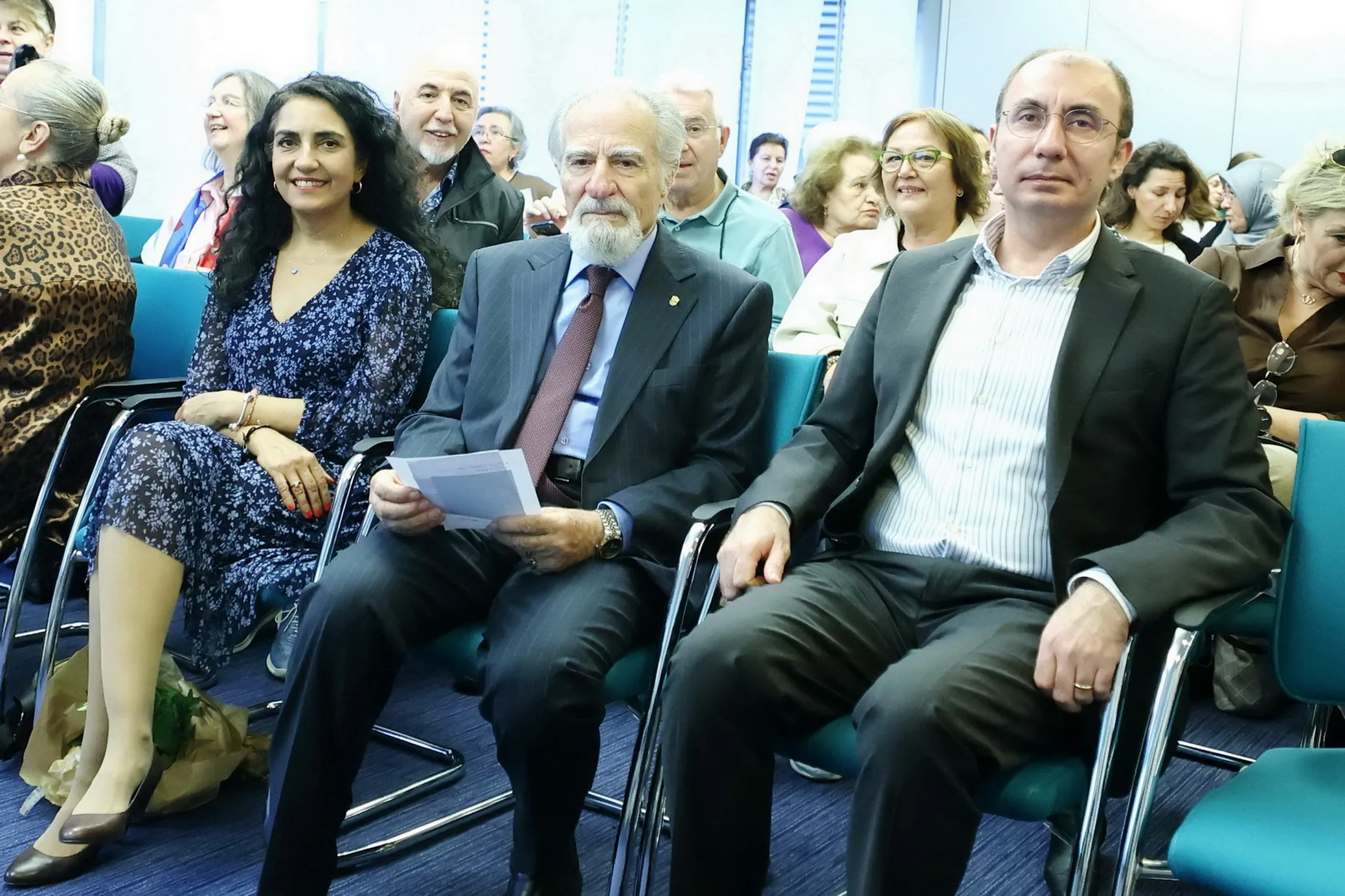 Berlin’de “Şarkılar ve Hikayeleri” Konseri Büyüledi
