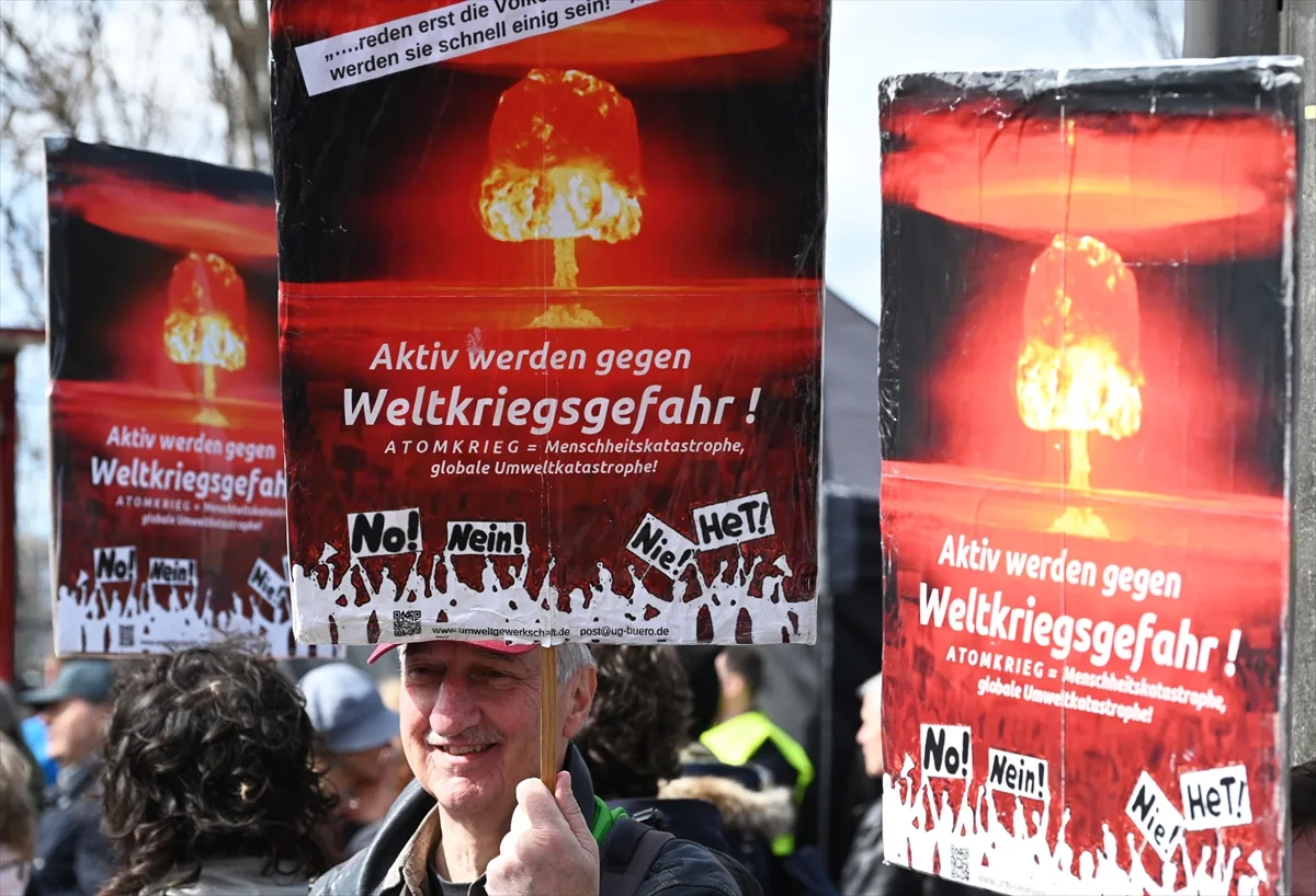 Berlin'de Paskalya yürüyüşü düzenlendi