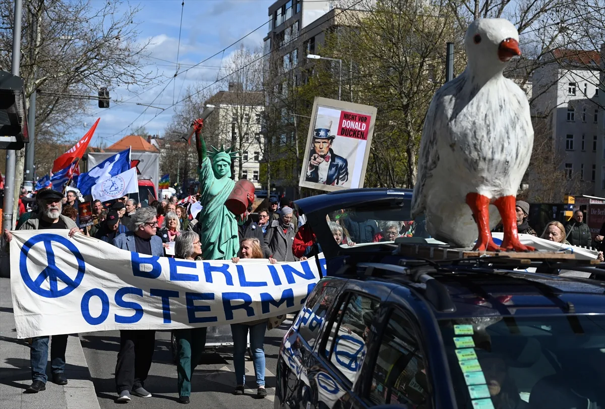 Berlin'de Paskalya yürüyüşü düzenlendi