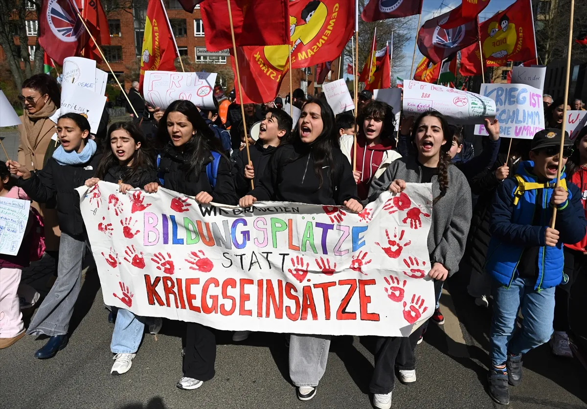 Berlin’de Paskalya yürüyüşü düzenlendi