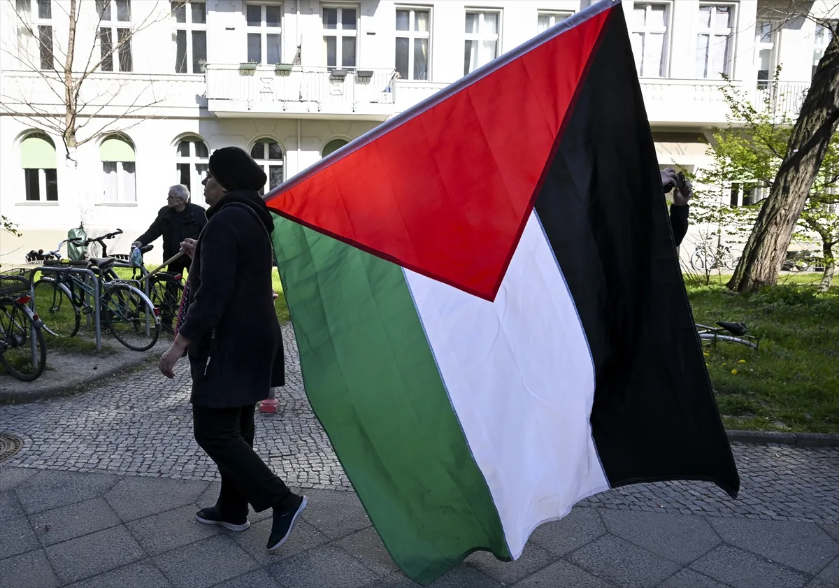 Berlin’de Filistin’e destek gösterisi düzenlendi