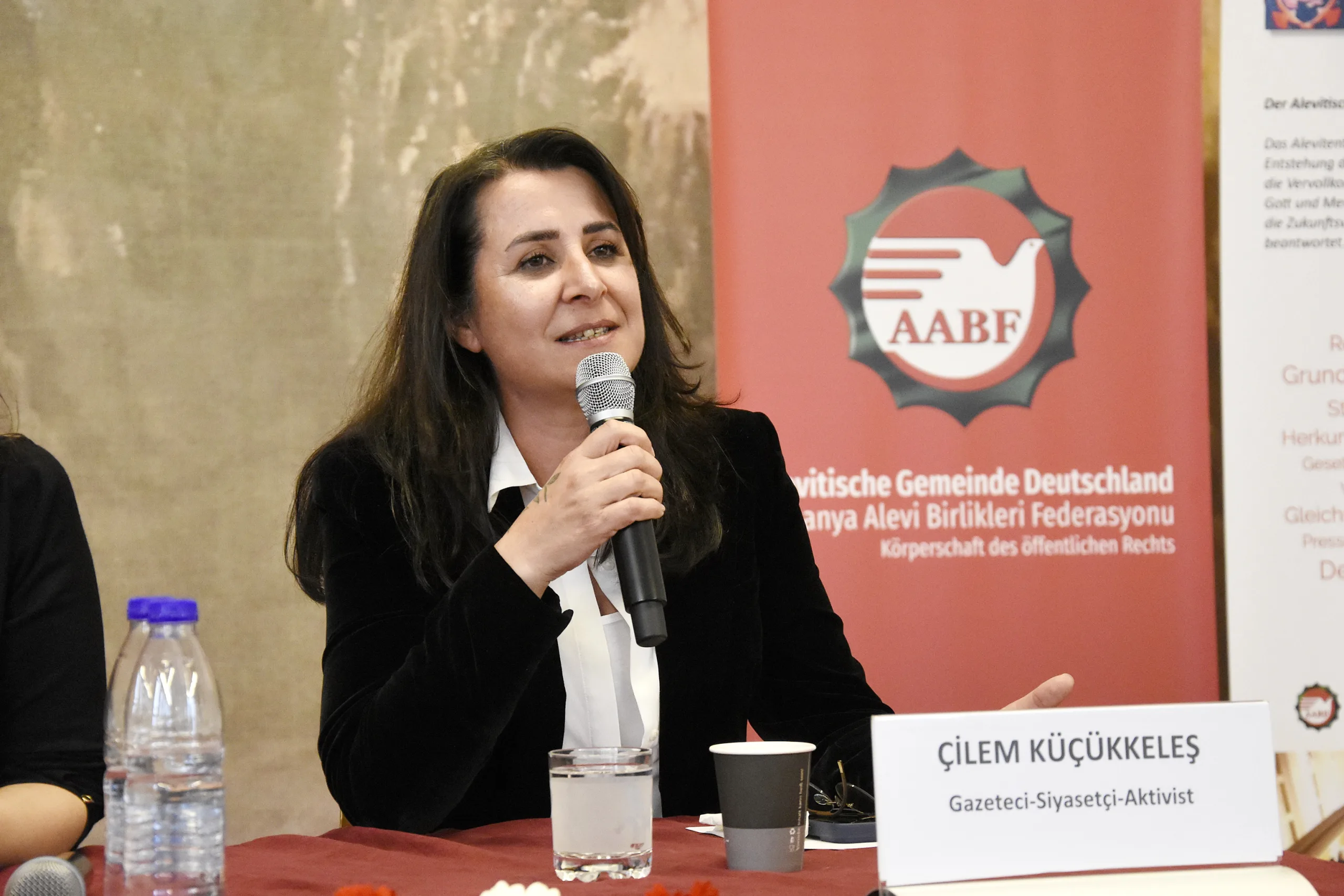 Berlin’de Alevilikte Kadın ve Eşitlik Paneli