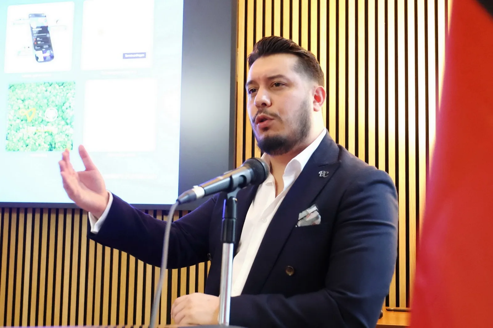 TDU’da Dijital Dönüşüm Rüzgarı: Vinitycard’lar Sahiplerini Buldu