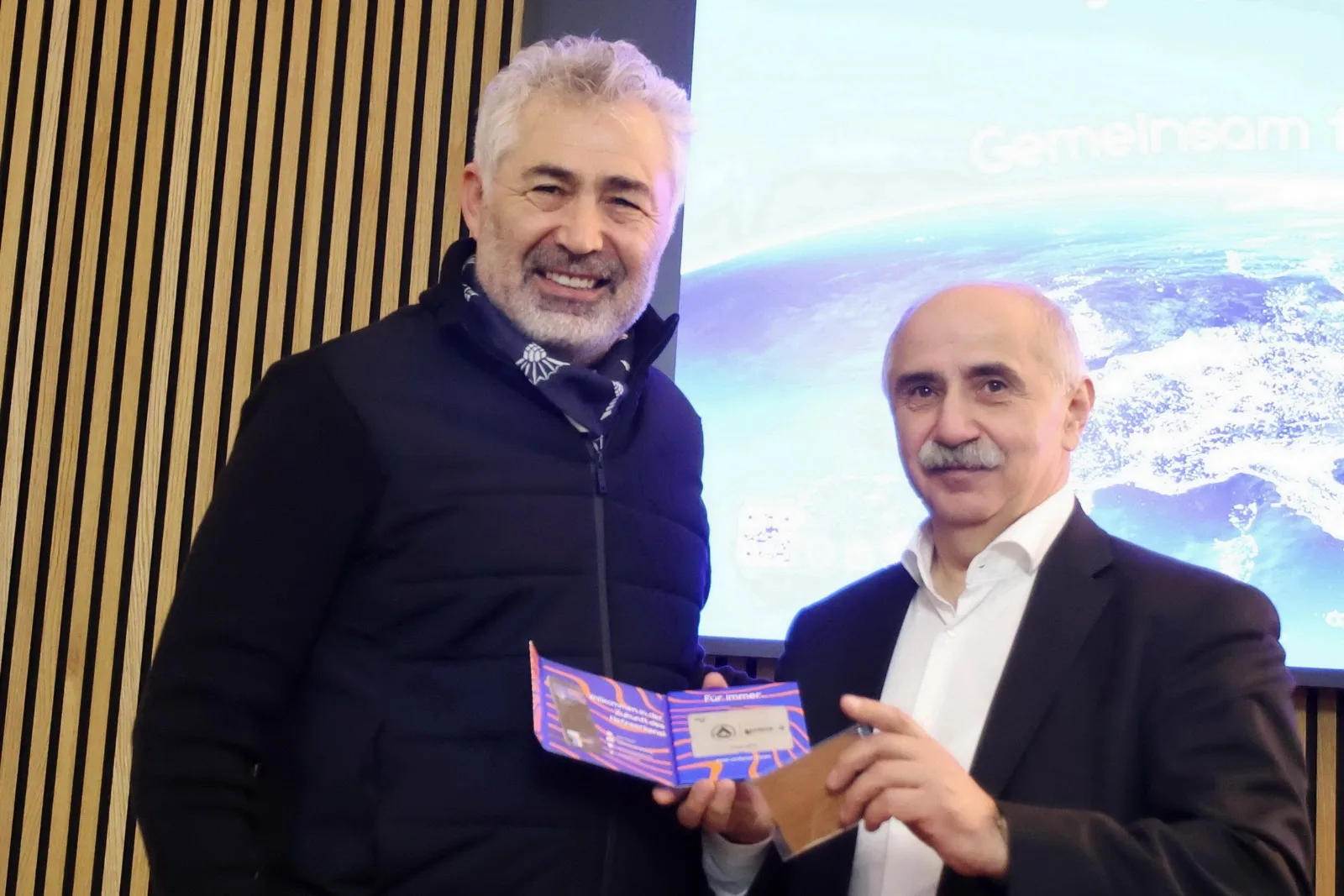 TDU’da Dijital Dönüşüm Rüzgarı: Vinitycard’lar Sahiplerini Buldu