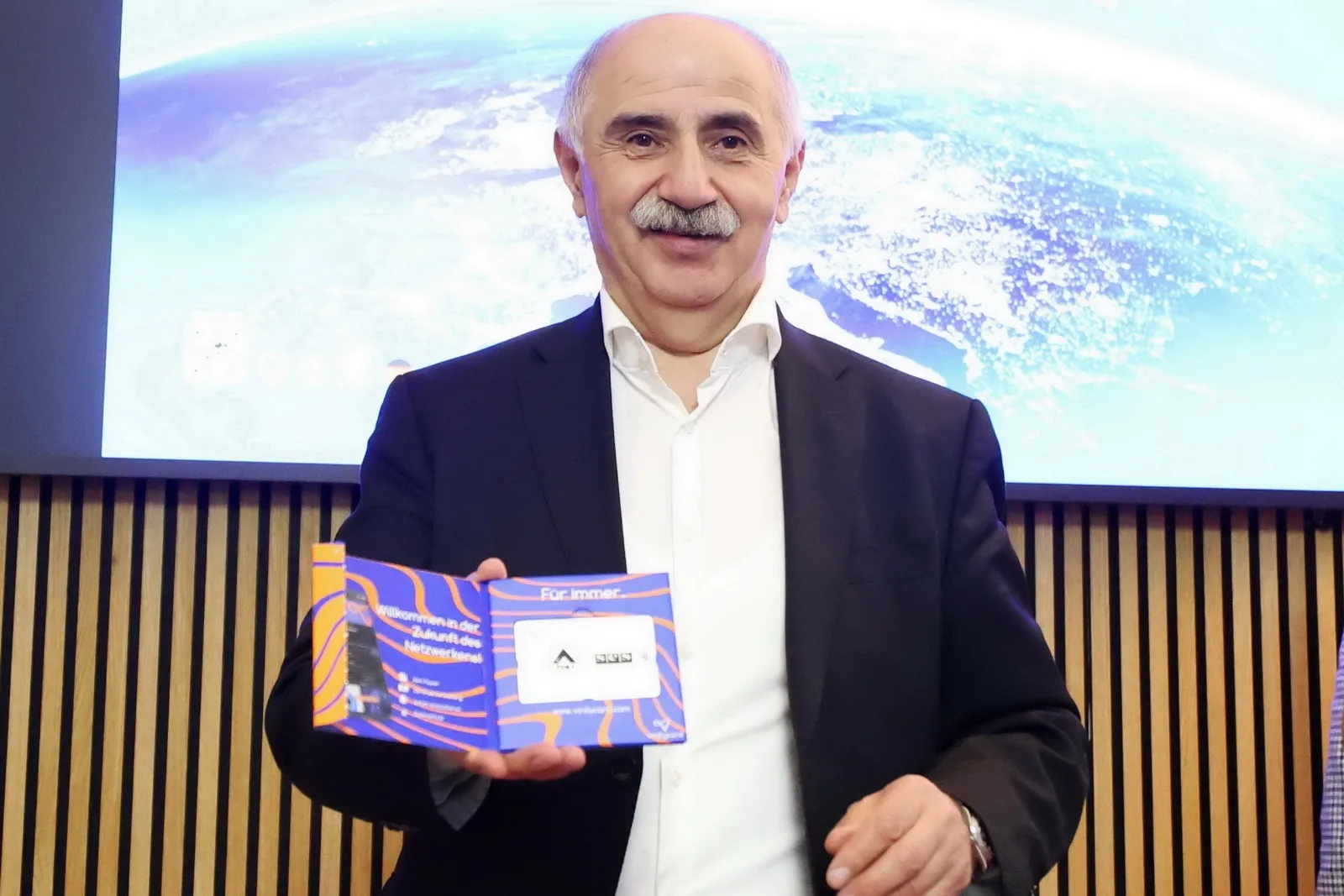 TDU’da Dijital Dönüşüm Rüzgarı: Vinitycard’lar Sahiplerini Buldu