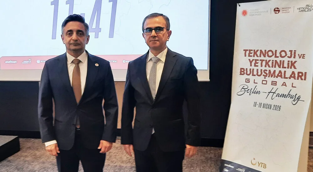 Türk Savunma Devleri Hamburg’da Sahnedeydi
