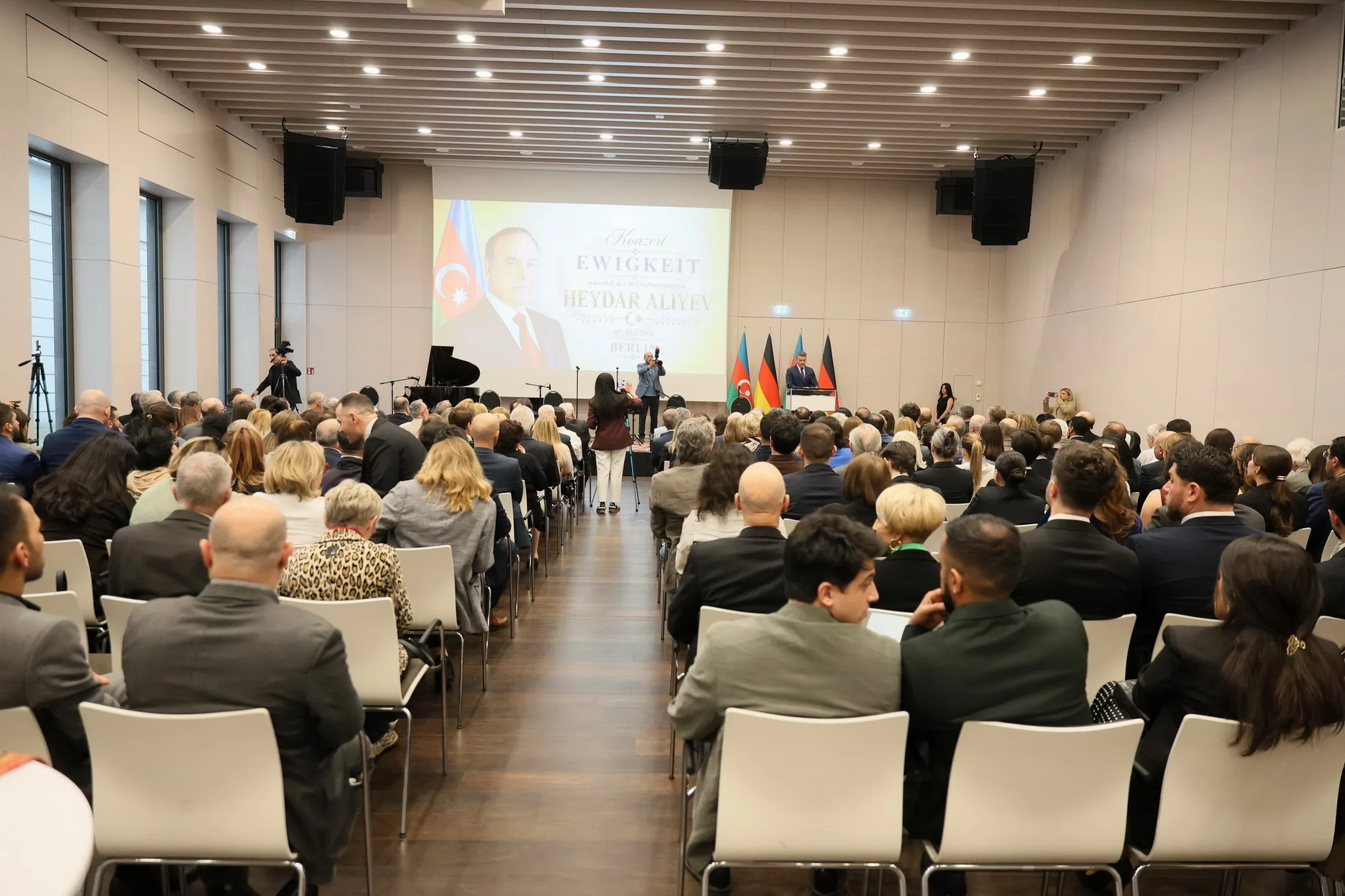 Berlin’de Heydar Aliyev Anısına “Ebediyet” Konseri Düzenlendi