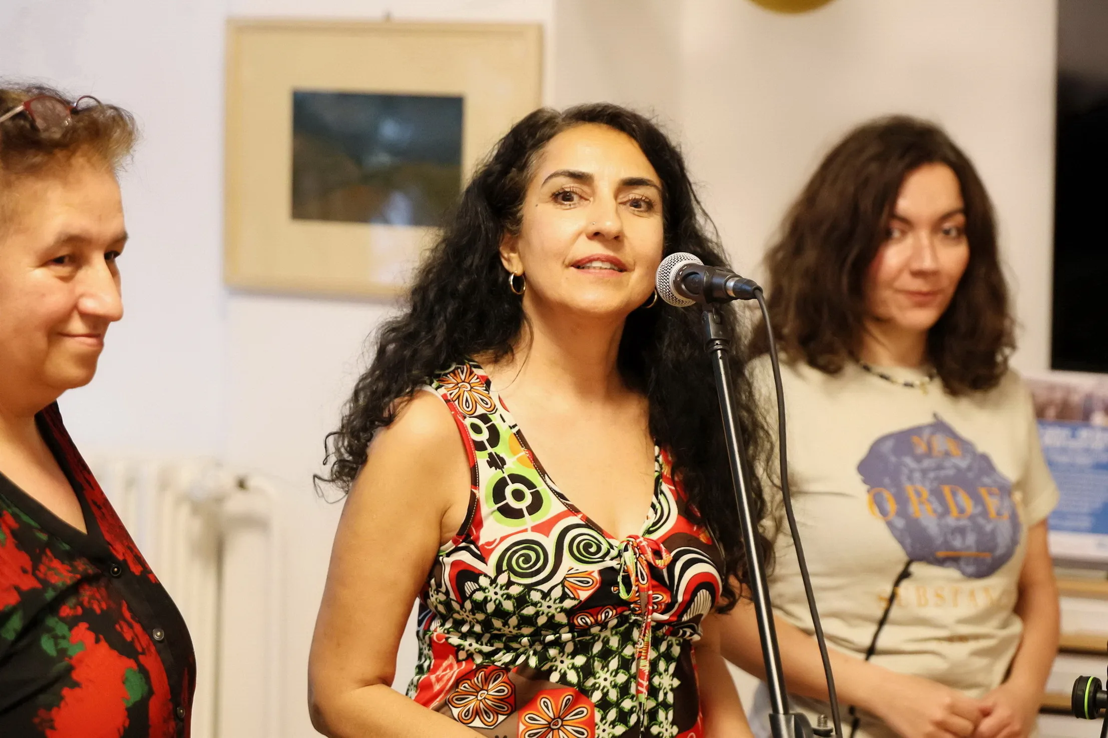Berlin’de Safter Çınar’a Duygu Dolu 80. Yaş Günü Sürprizi