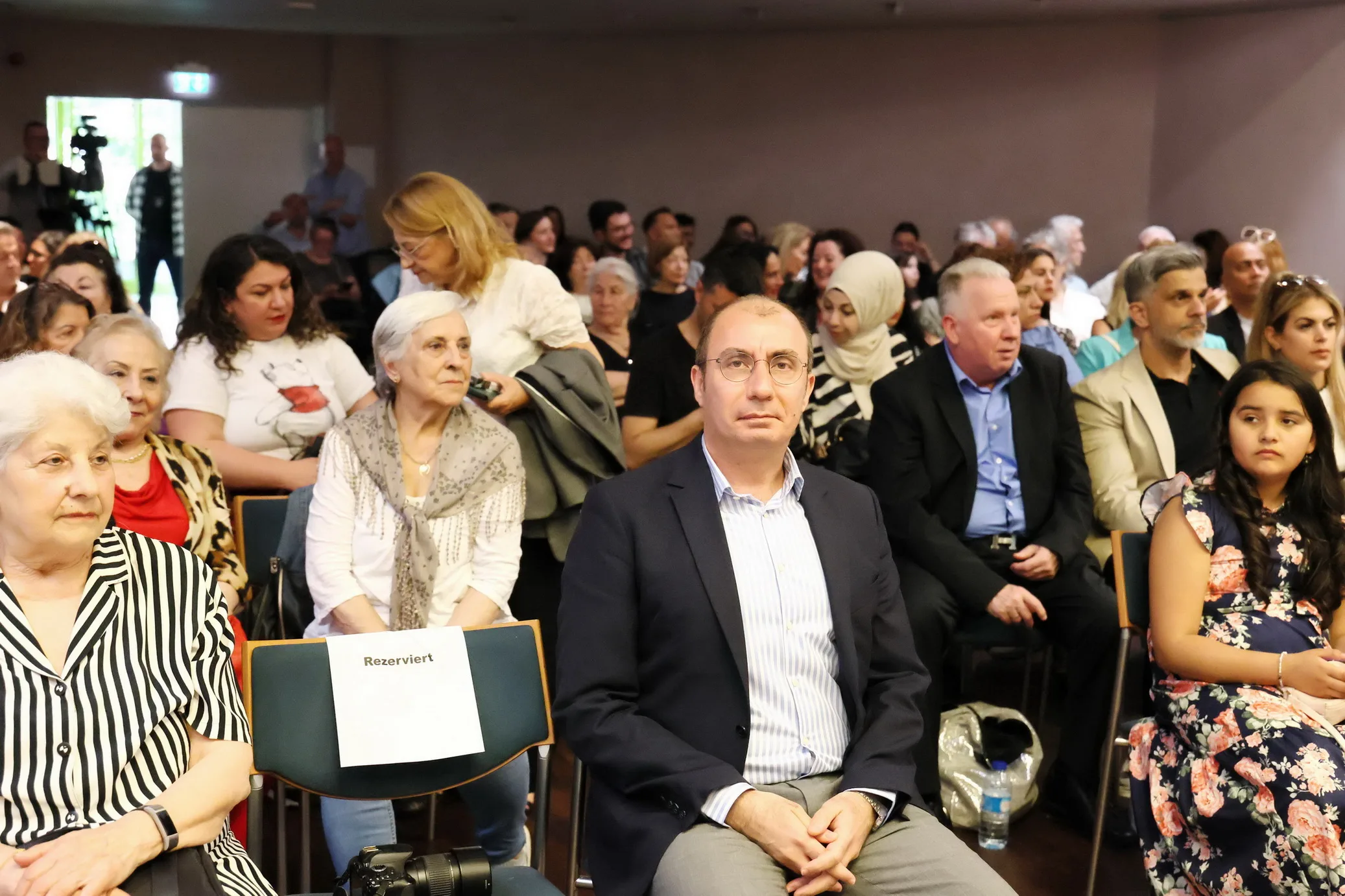 Berlin’de Eski Dostlar Korosu’ndan Unutulmaz Yeşilçam Gecesi