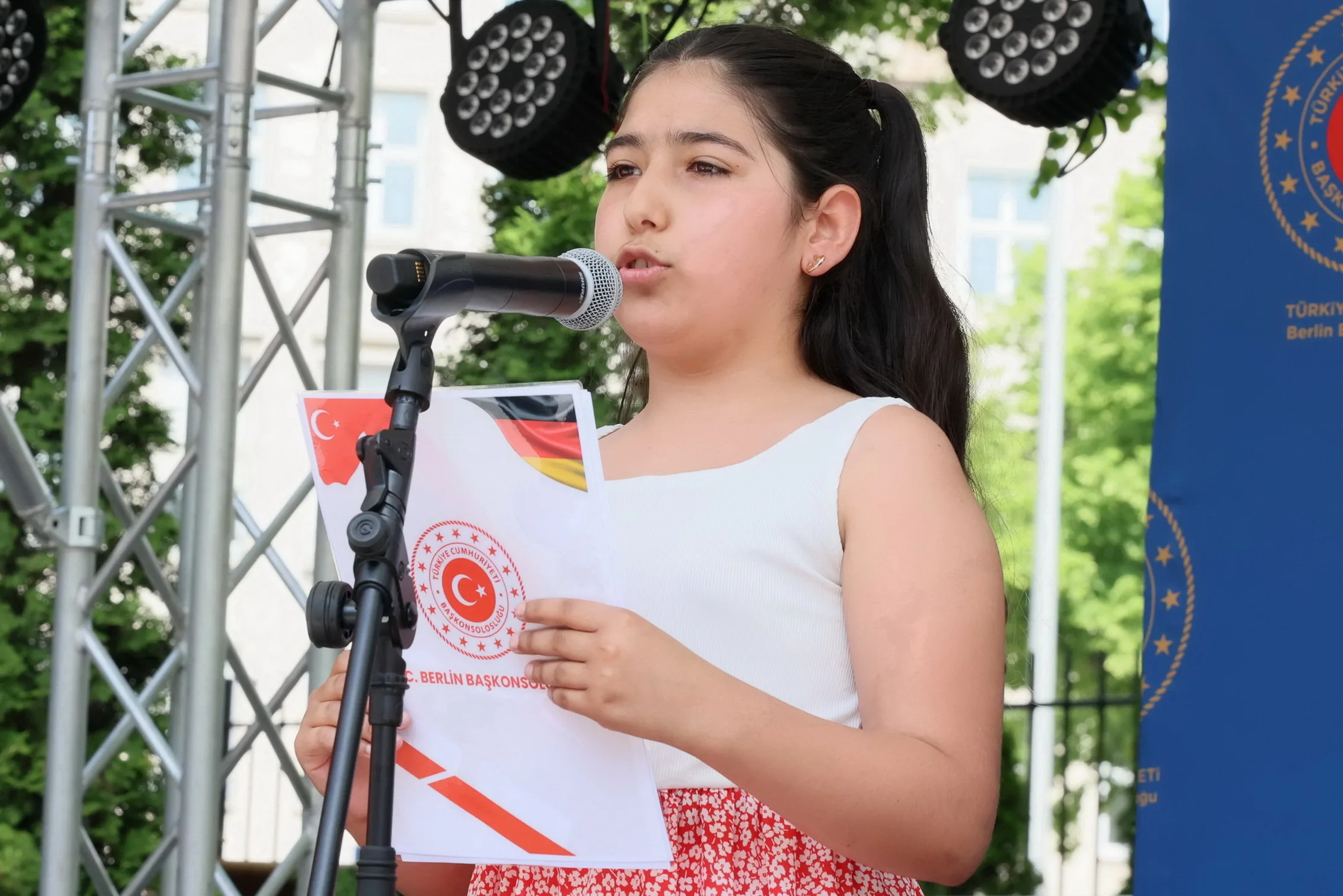Berlin Başkonsolosluğu’nda 23 Nisan ve 19 Mayıs Coşkusu