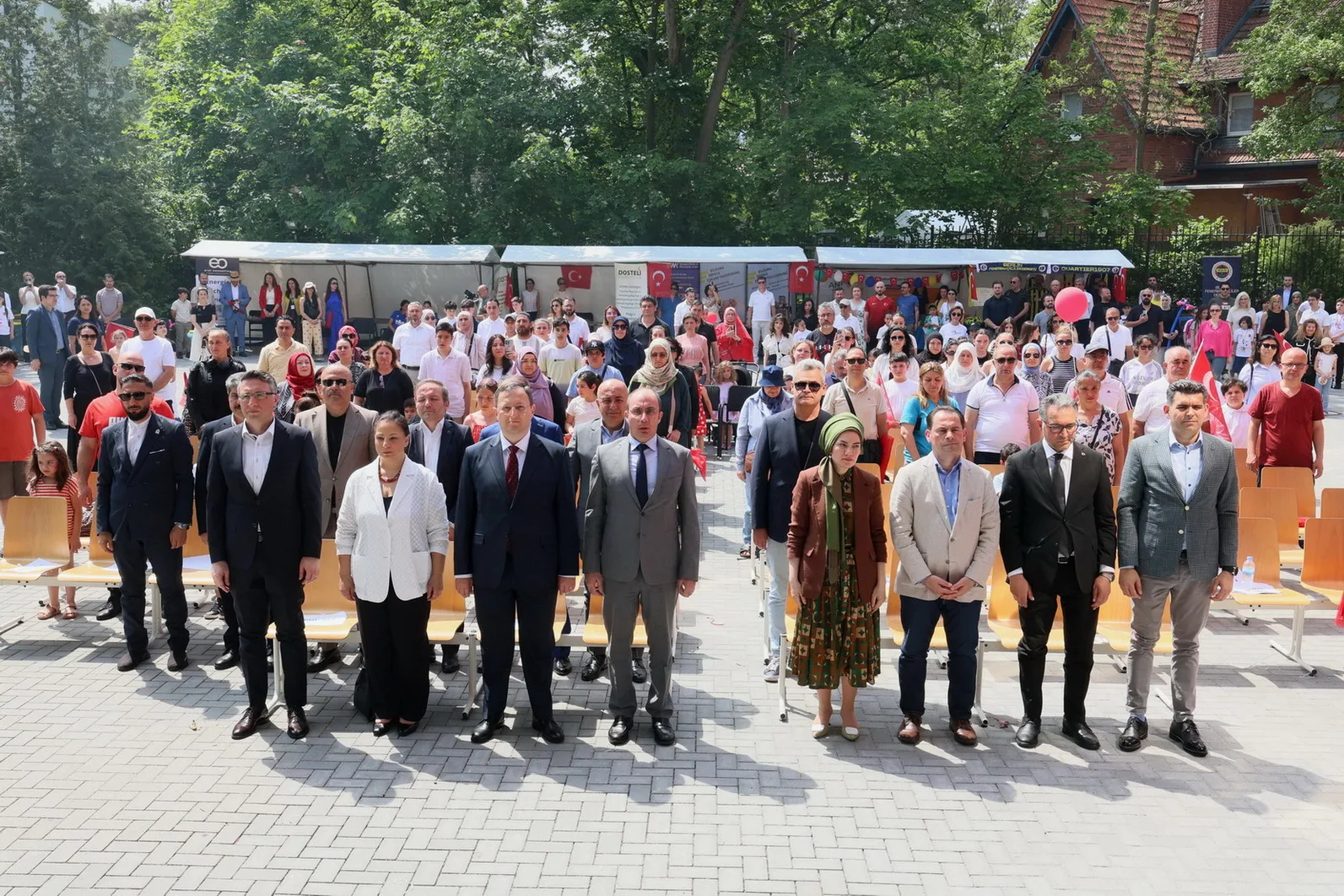 Berlin Başkonsolosluğu’nda 23 Nisan ve 19 Mayıs Coşkusu