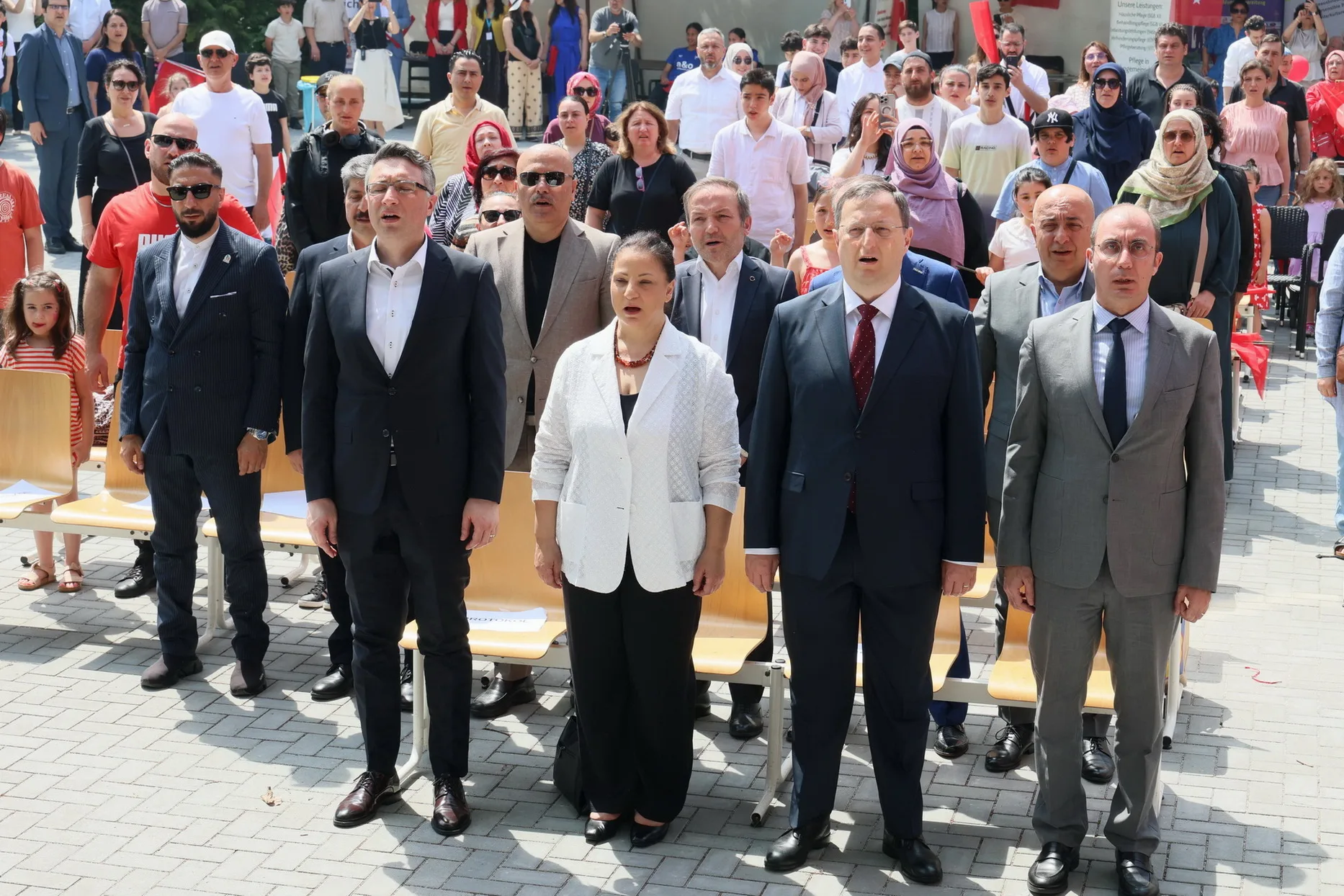 Berlin Başkonsolosluğu’nda 23 Nisan ve 19 Mayıs Coşkusu