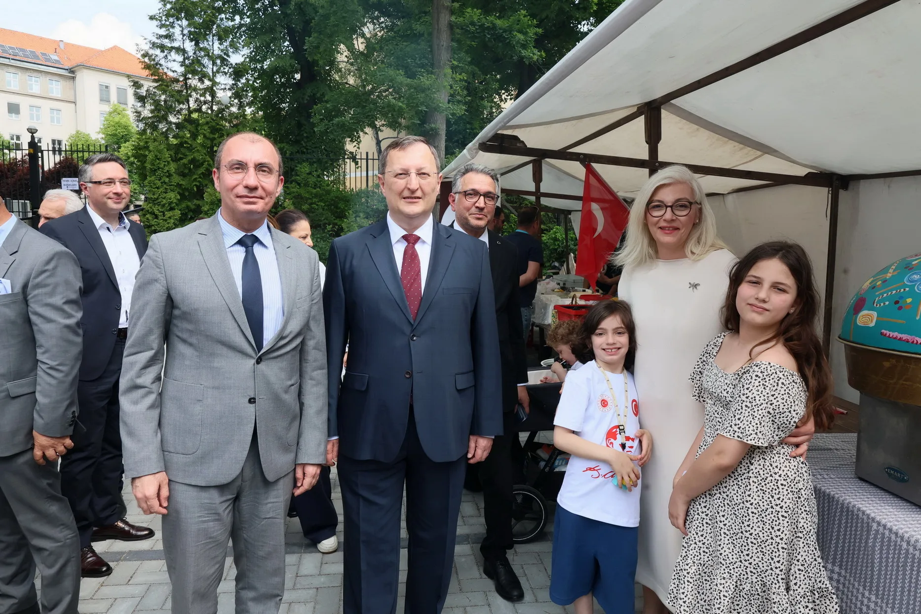 Berlin Başkonsolosluğu’nda 23 Nisan ve 19 Mayıs Coşkusu