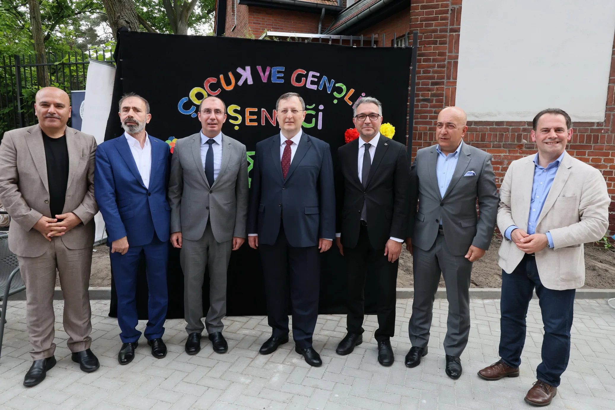 Berlin Başkonsolosluğu’nda 23 Nisan ve 19 Mayıs Coşkusu