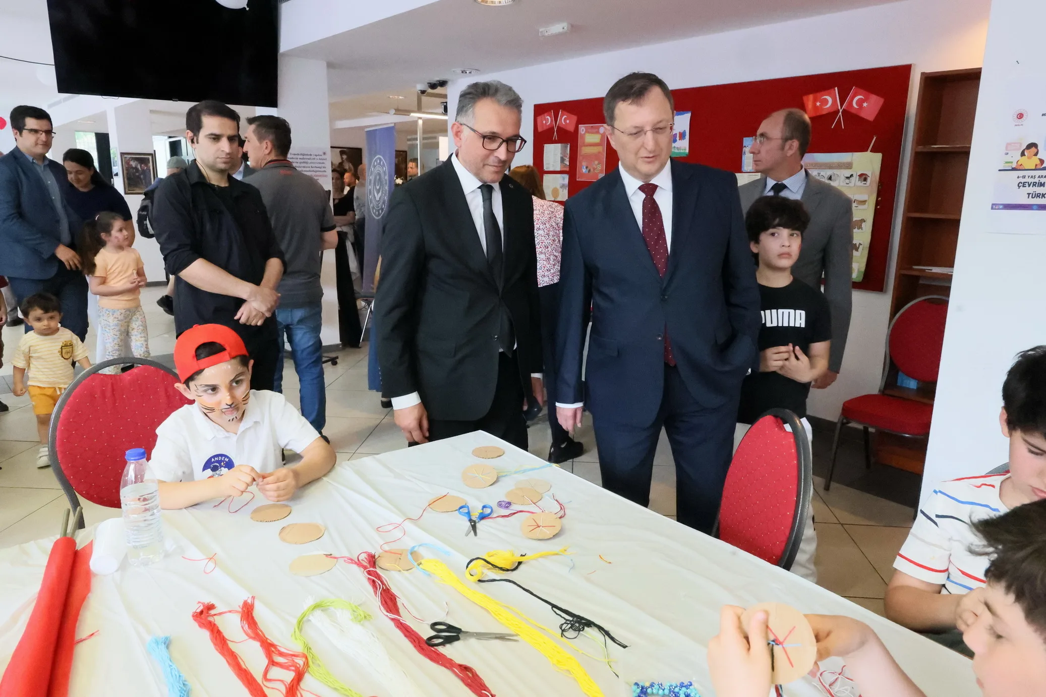 Berlin Başkonsolosluğu’nda 23 Nisan ve 19 Mayıs Coşkusu