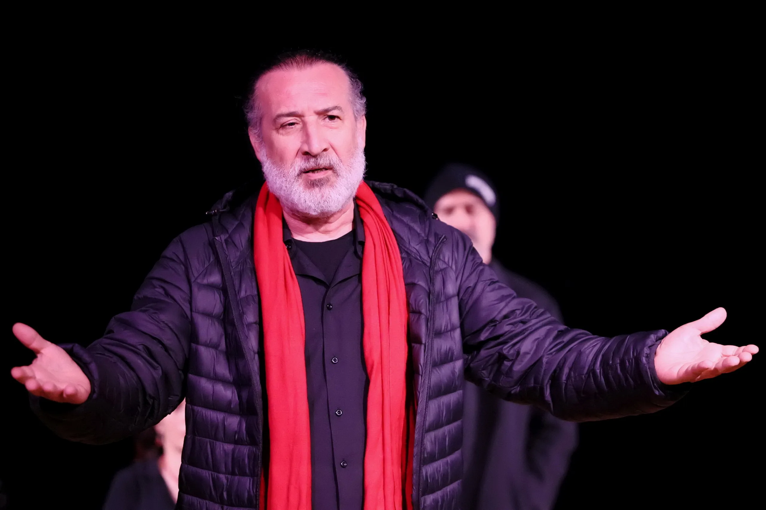 Berlin’de “Can Pazarı” Prömiyeri: Şiddetin Kanıksanan Yüzü Seyirciyle Hesaplaştı