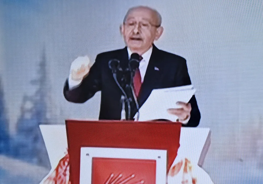Kılıçdaroğlu’ndan CHP Genel Merkezi’nde Tarihi Dönüş Mesajı