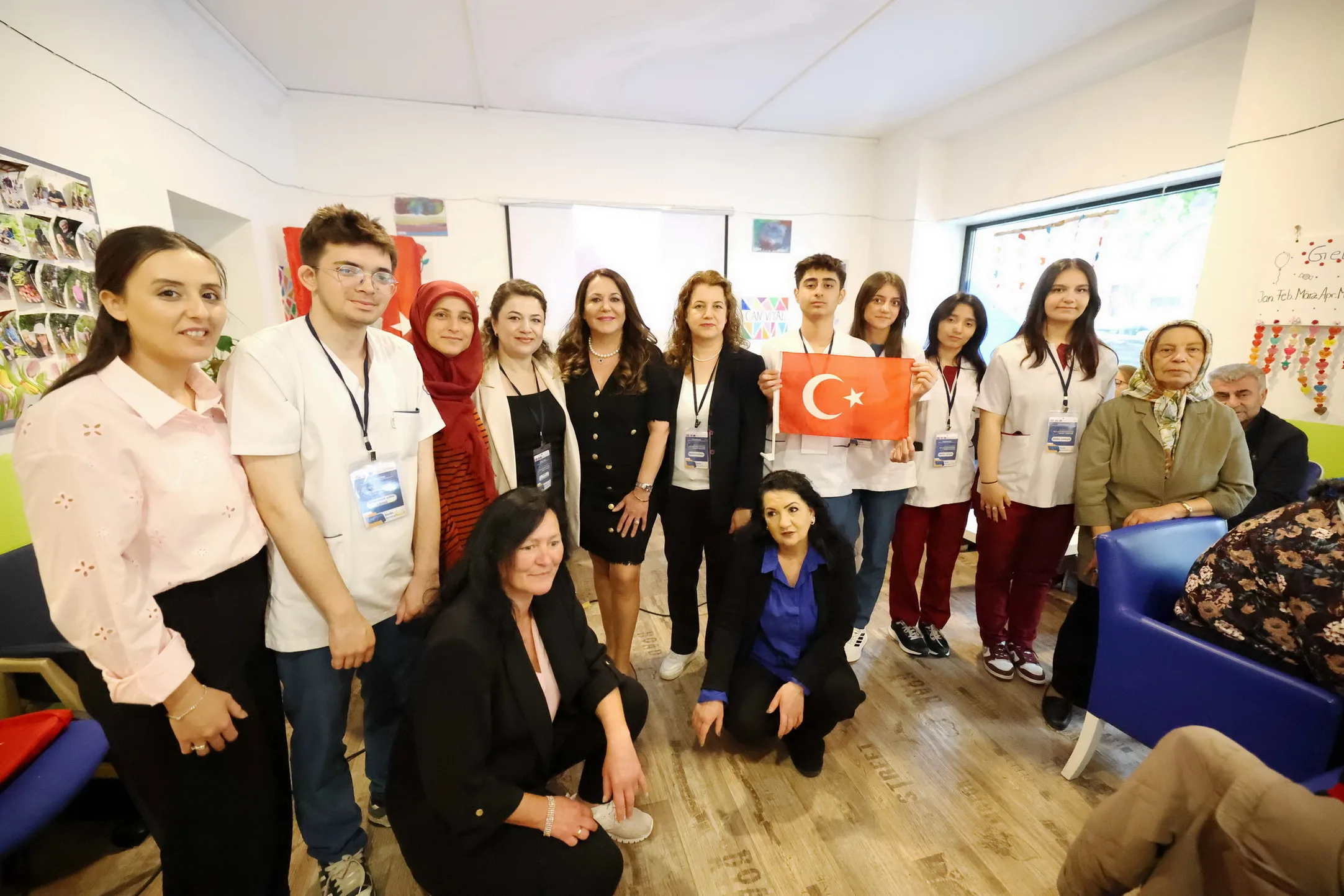 Kahramanmaraşlı Genç Sağlıkçılar Berlin’de Sertifikalarını Aldı